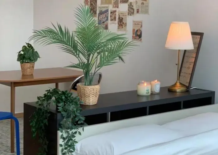 Cozy Duplex 10 Sec From Hongik Stn 아파트