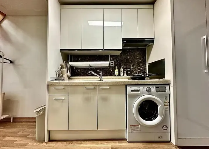 Cozy Duplex 10 Sec From Hongik Stn